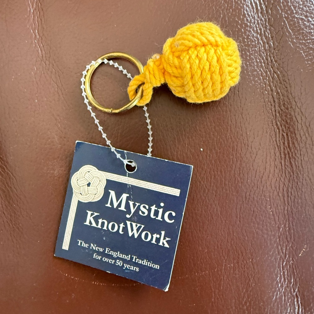 Mystic Knotwork Yellow Knot Keychain new with Tag